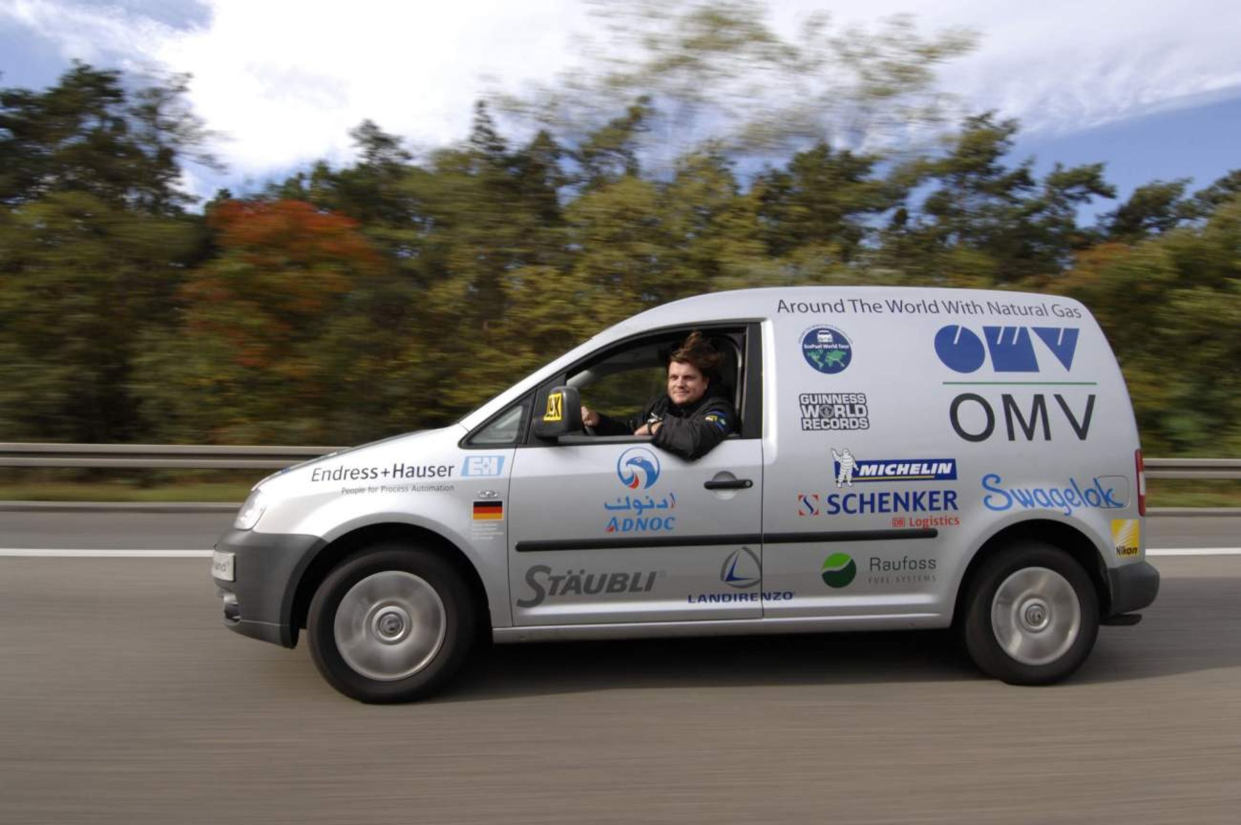 VW Caddy Ecofuel World Tour
